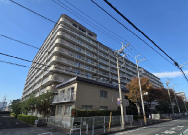 朝霞市栄町、マンションの外観画像です