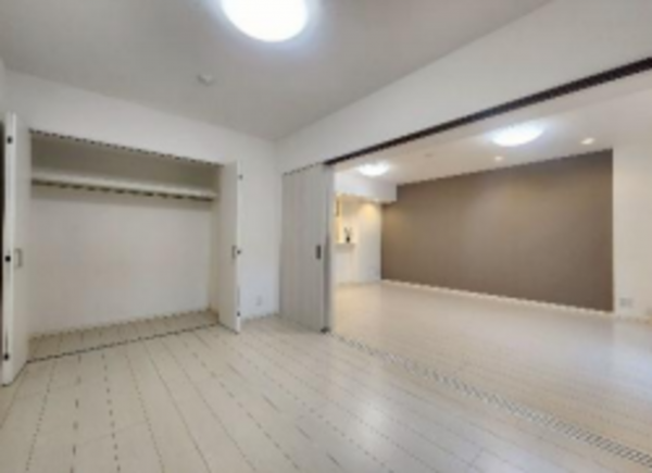 朝霞市宮戸、マンションの画像です