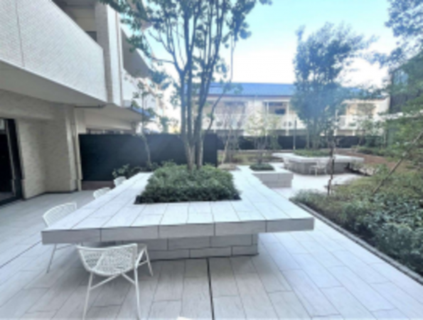 朝霞市根岸台、マンションの画像です