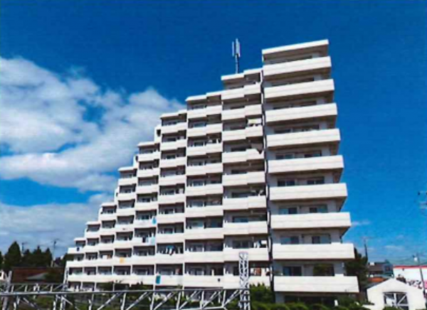 朝霞市岡、マンションの外観画像です