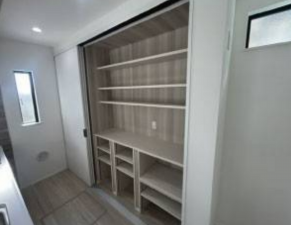 朝霞市根岸台、新築一戸建てのキッチン画像です
