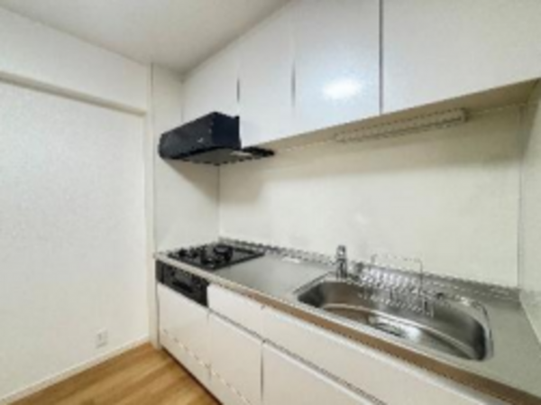 朝霞市根岸台、マンションのキッチン画像です