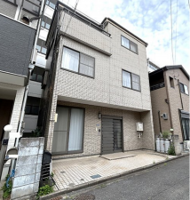 朝霞市溝沼、中古一戸建ての外観画像です