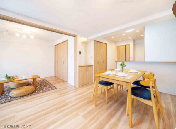 朝霞市栄町、マンションの居間画像です