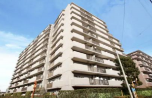朝霞市三原、マンションの画像です