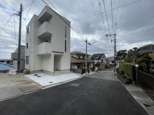 池田市五月丘、新築一戸建ての画像です