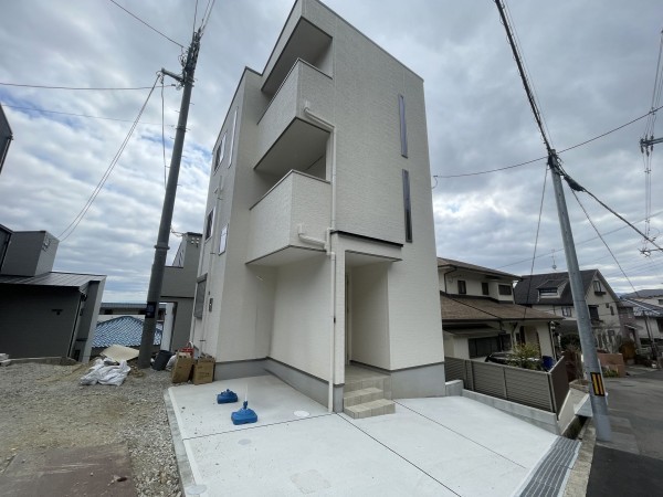 池田市五月丘、新築一戸建ての画像です