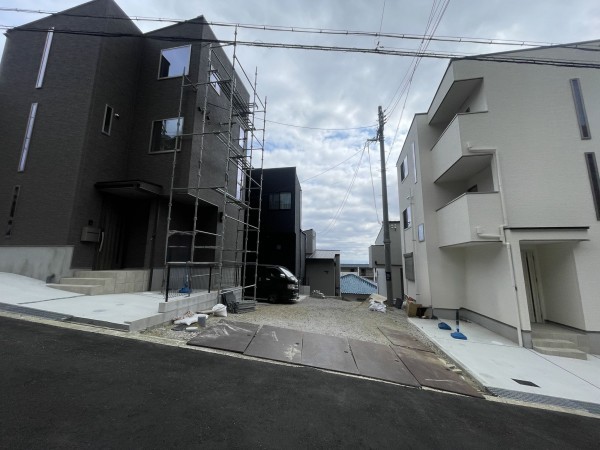 池田市五月丘、新築一戸建ての画像です