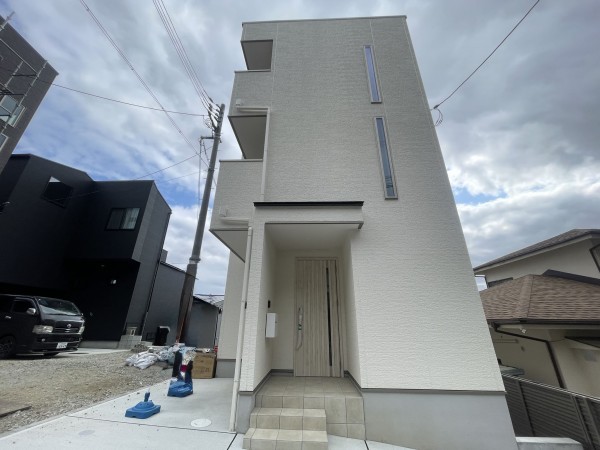 池田市五月丘、新築一戸建ての画像です