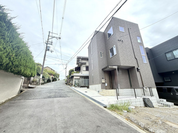 池田市五月丘、新築一戸建ての画像です