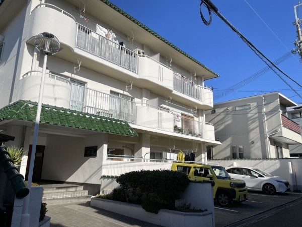 池田市鉢塚、マンションの画像です