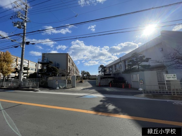 池田市鉢塚、マンションの画像です