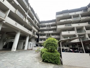 池田市伏尾町、マンションの画像です