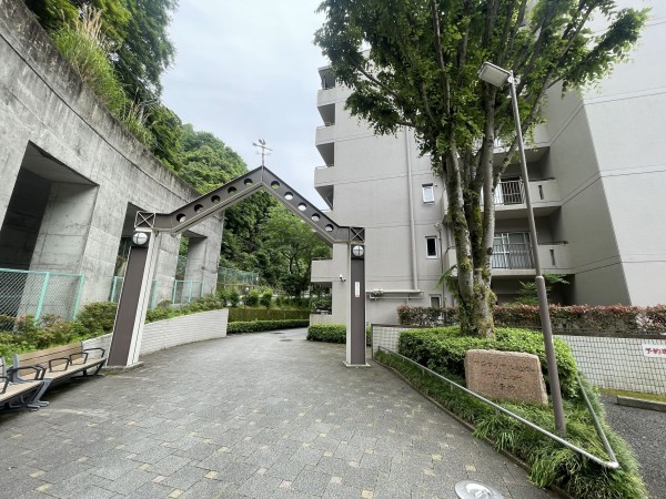 池田市伏尾町、マンションの画像です