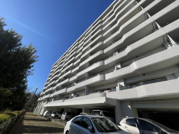 池田市伏尾台、マンションの画像です
