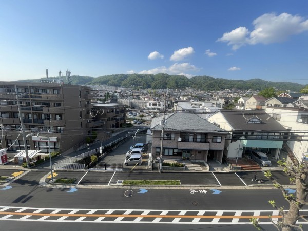 池田市緑丘、マンションの画像です