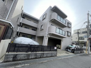 池田市神田、マンションの画像です