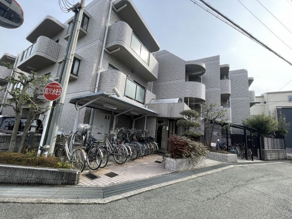 池田市神田、マンションの画像です