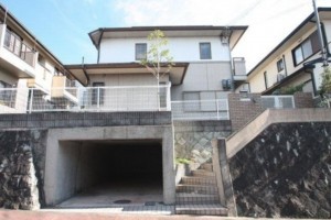 池田市伏尾台、中古一戸建ての画像です