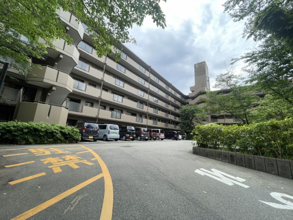 池田市伏尾町、マンションの画像です