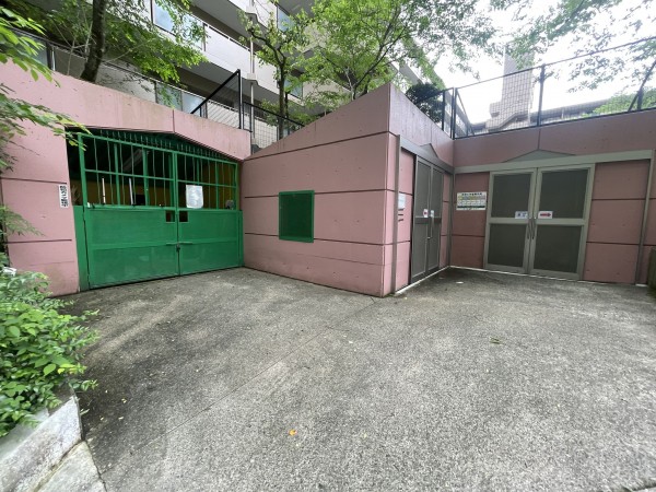 池田市伏尾町、マンションの画像です