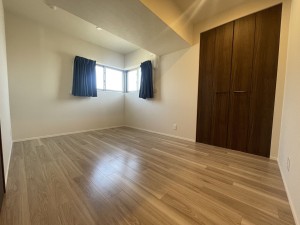 池田市栄本町、マンションの画像です