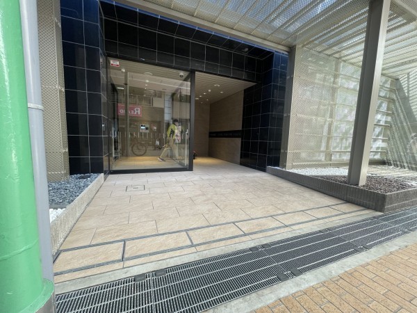 池田市栄本町、マンションの画像です