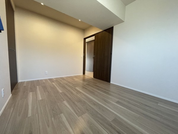 池田市栄本町、マンションの画像です