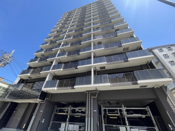 池田市栄本町、マンションの画像です