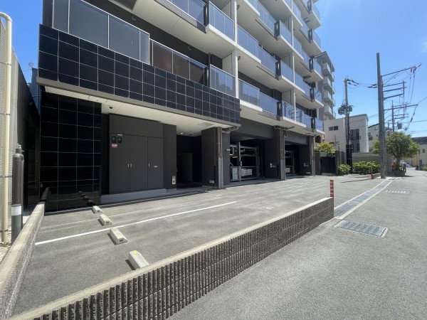 池田市栄本町、マンションの画像です