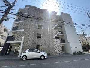 池田市満寿美町、マンションの画像です