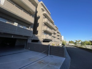 池田市畑、マンションの画像です