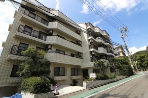 池田市城山町、マンションの画像です