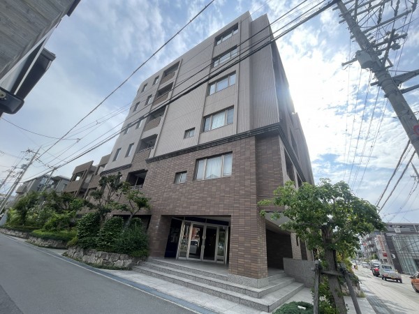 池田市満寿美町、マンションの画像です