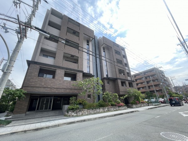 池田市満寿美町、マンションの画像です