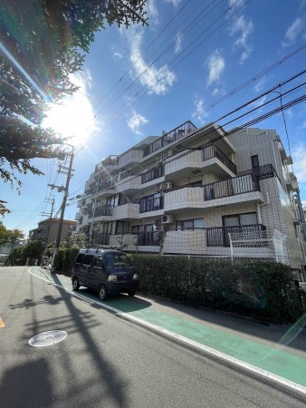 池田市城山町、マンションの画像です