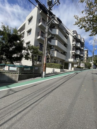 池田市城山町、マンションの画像です