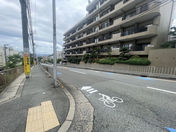 池田市五月丘、マンションの画像です