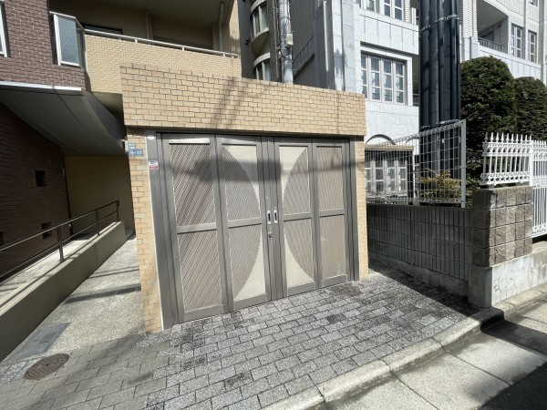 池田市呉服町、マンションの画像です