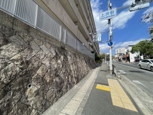 池田市五月丘、マンションの画像です