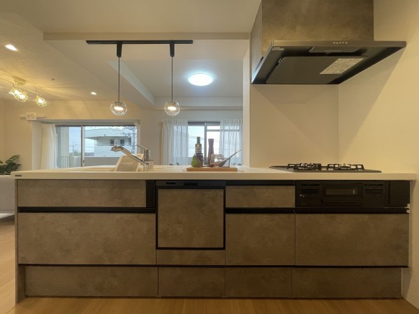 池田市五月丘、マンションの画像です