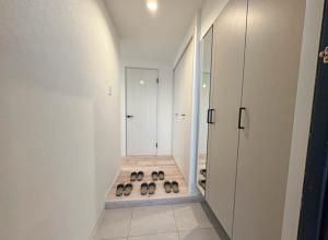 川西市寺畑、マンションの画像です