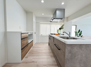 川西市寺畑、マンションの画像です