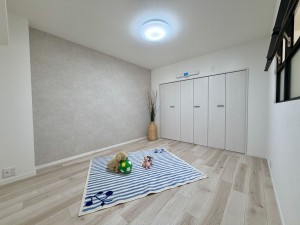 川西市寺畑、マンションの画像です