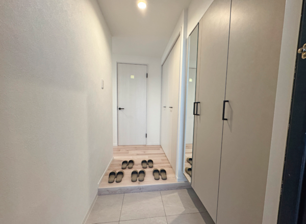 川西市寺畑、マンションの画像です