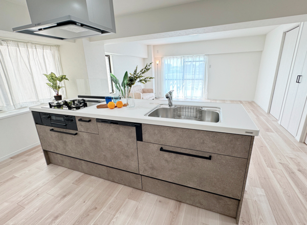 川西市寺畑、マンションの画像です