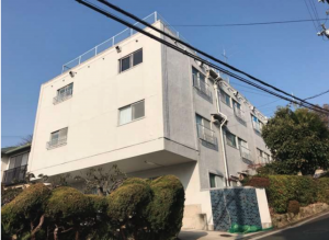 宝塚市雲雀丘、マンションの画像です