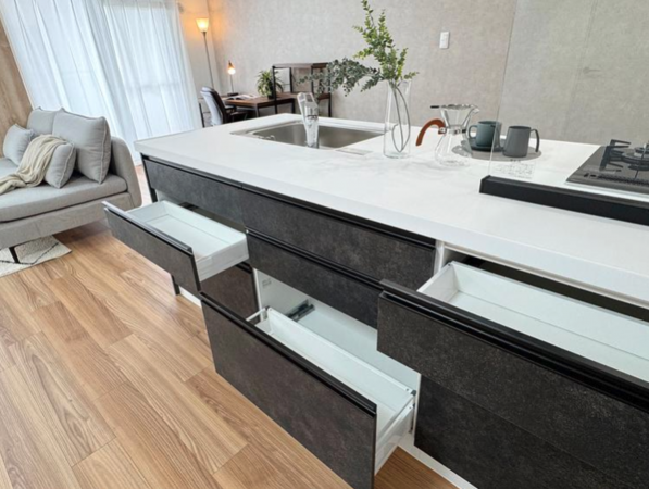 宝塚市雲雀丘山手、マンションの画像です