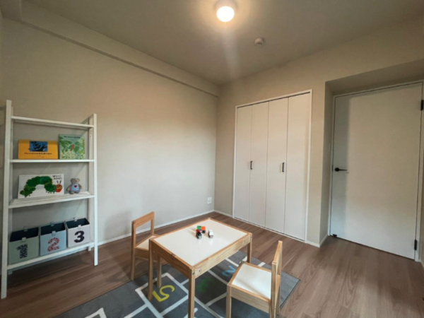 宝塚市雲雀丘山手、マンションの画像です