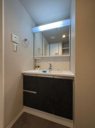 宝塚市雲雀丘山手、マンションの画像です